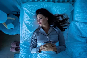 Gjumi në pozicionin e “ushtarit” shkakton probleme me stomakun tek disa njerëz