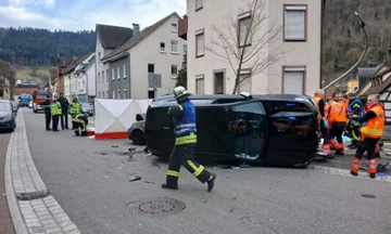 E rëndë: 29-vjeçare nga Kosova dhe djali i saj tre vjeçar vdesin, u goditën nga një kamion në Gjermani