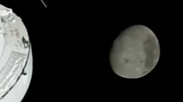 Artemis II përfundon udhëtimin rekord rreth Hënës – dhe tani po kthehen në Tokë