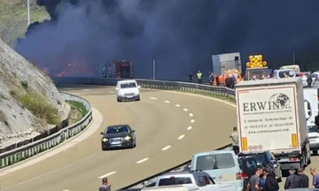 Policia jep detaje për kamionin që u dogj në autostradën “Ibrahim Rugova”