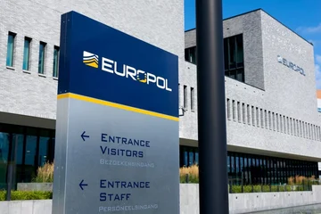 EUROPOL njofton se është goditur një kartel ballkanik i drogës, arrestohen 12 persona