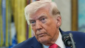 Trump thotë se ‘ora po ecën’ për Iranin