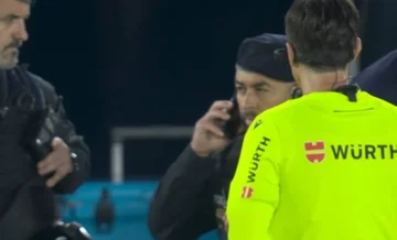 Policia ndërhyri në “Camp Nou”, një tifozi i ra të fikët në tribuna!