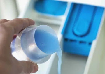 Këto rroba nuk duhet të lahen kurrë me zbutës, mund t’i shkatërroni pa e kuptuar